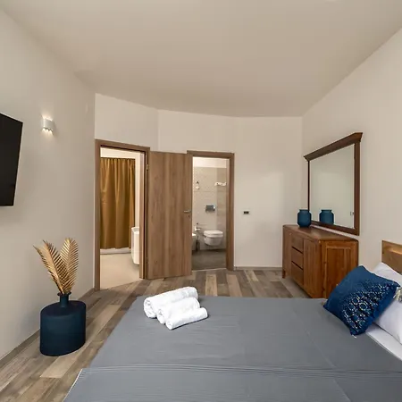 Anna By Interhome Vila Opatija