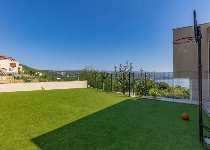 Villa Anna By Interhome Opatija